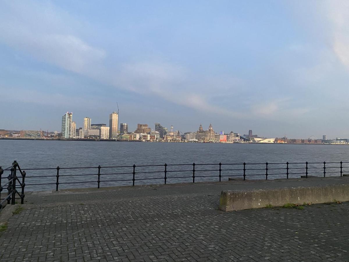 Gibson Manor Apartments Wallasey Luaran gambar