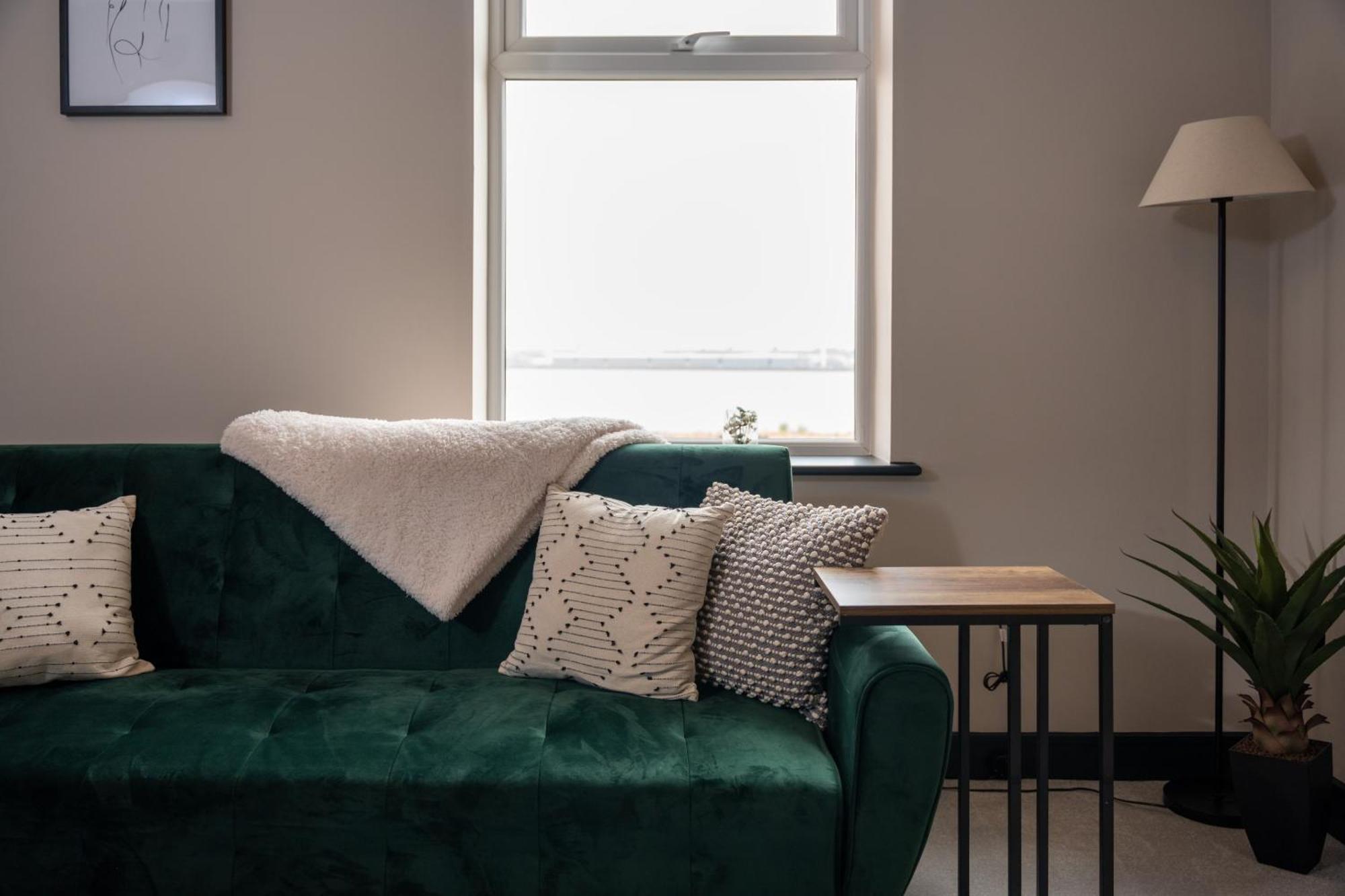 Gibson Manor Apartments Wallasey Luaran gambar